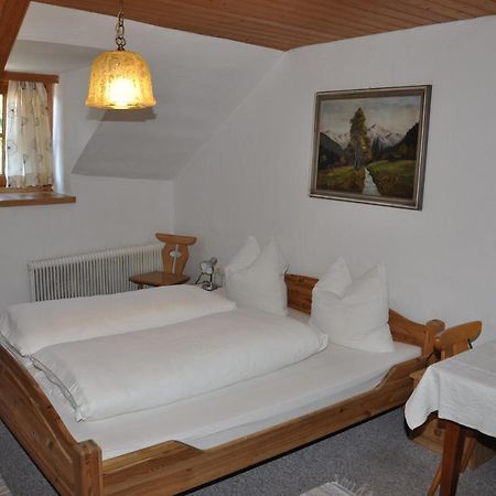 Gasthof Neuwirt Ellbogen Bagian luar foto