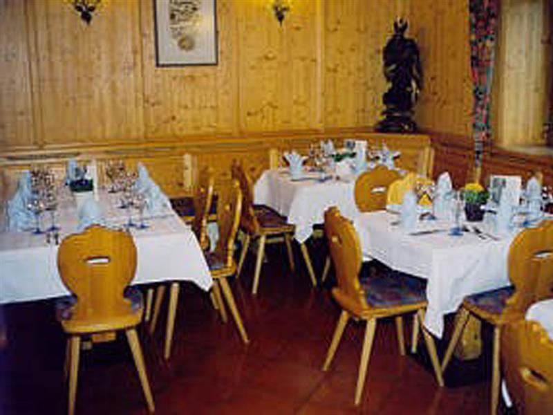 Gasthof Neuwirt Ellbogen Bagian luar foto